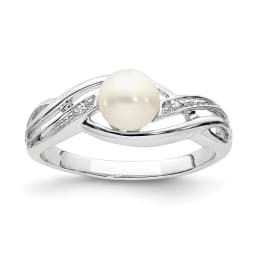 rhodium-plated-diamond-and-fw-cultured-pearl-ring-ss